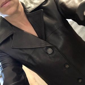 Wilson’s dark brown leather jacket S